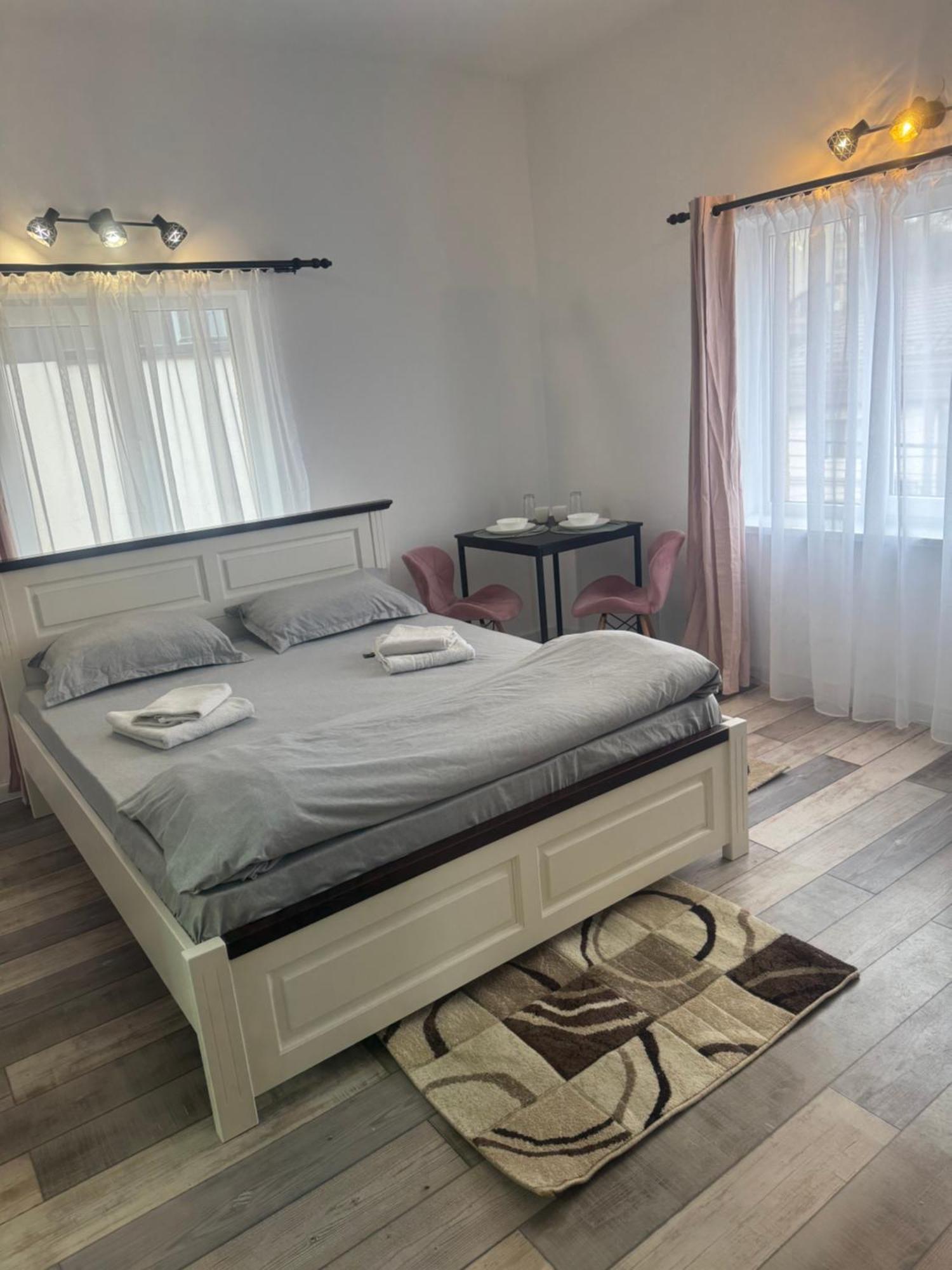 Compact House Leilighet Cluj-Napoca Eksteriør bilde